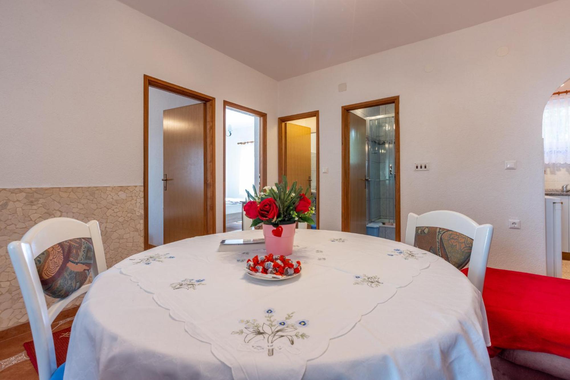 Ferienwohnung Stipancic Malinska Exterior foto