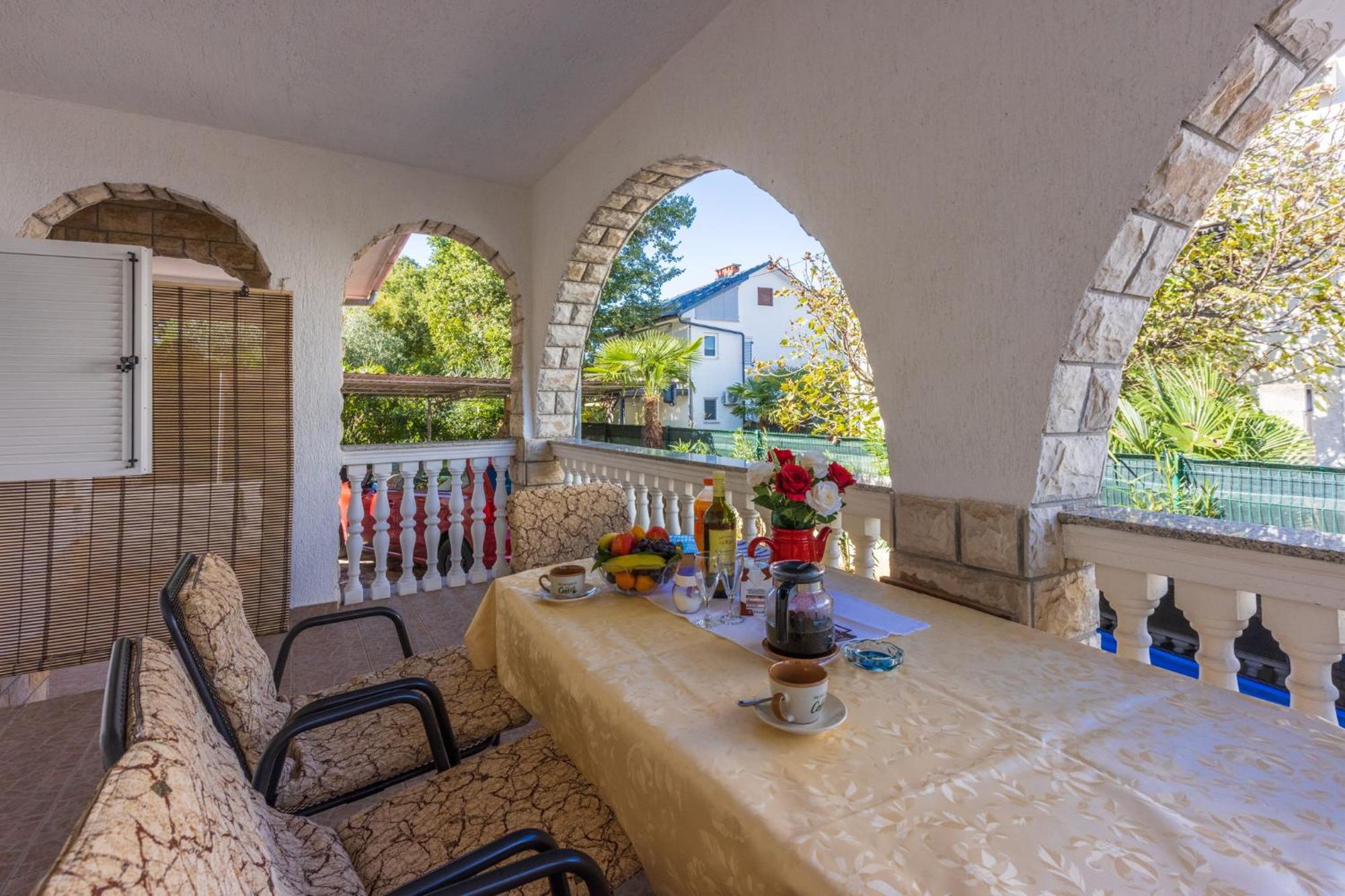 Ferienwohnung Stipancic Malinska Exterior foto